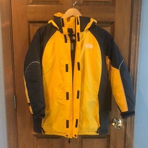 The North face coat size large (children). Worn once